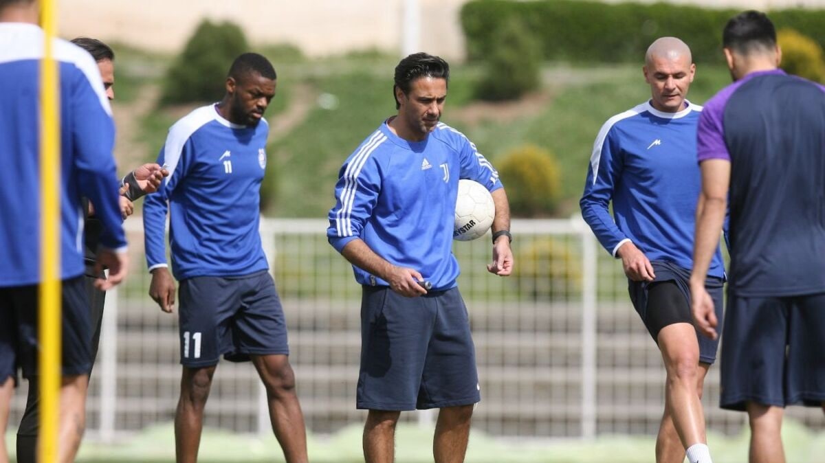 فرهاد مجیدی از خارجی های تیمش راضی است