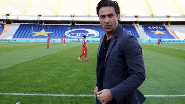 فرهاد مجیدی پیشنهاد سرمربیگری از باشگاه اماراتی دریافت کرده است2