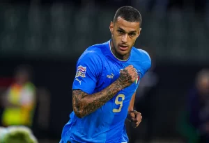 جانلوکا اسکاماکا به وستهم پیوست 1 جانلوکا اسکاماکا