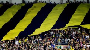 یوفا در مورد بازی فنرباغچه و دیناموکیف تحقیقات را آغاز کرده است 2 یوفا در مورد بازی فنرباغچه و دیناموکیف تحقیقات را آغاز کرده است3