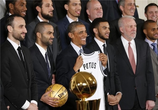 اوباما باشگاه بسکتبال می خرد1