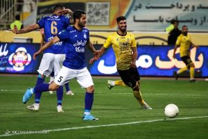 مغانلو از سپاهان جدا نمی شود 2 مغانلو از سپاهان جدا نمی شود