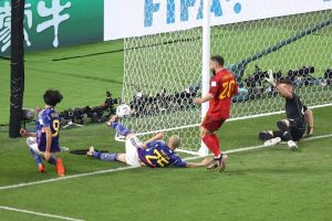 آلمان سقوط کرد با گل جنجالی ژاپن 1 آلمان سقوط کرد با گل جنجالی ژاپن3