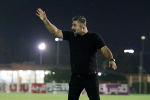 سرمربی جدید نفت مسجد سلیمان عوامل شکست مقابل سپاهان را در اختیار باشگاه قرار داد 2 سرمربی جدید نفت مسجد سلیمان عوامل شکست مقابل سپاهان را در اختیار باشگاه قرار داد2