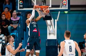 نظر سنجی جالب فدراسیون جهانی بسکتبال در صفحه اینستاگرام 1 نظر سنجی جالب فدراسیون جهانی بسکتبال در صفحه اینستاگرام1