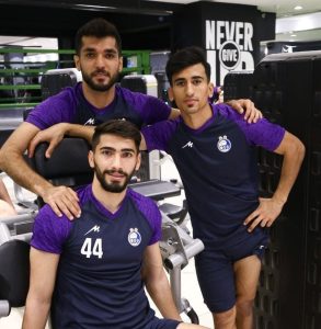 کنار گذاشتن دو بازیکن استقلال به تشخیص سرمربی 2 کنار گذاشتن دو بازیکن استقلال به تشخیص سرمربی2