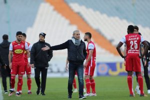از نظر فنی سرمربی پرسپولیس مربی بزرگی می باشد. 1 از نظر فنی سرمربی پرسپولیس مربی بزرگی می باشد.2