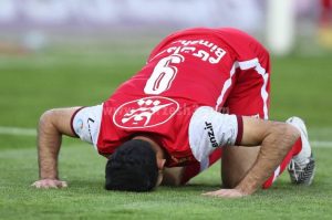 ترابی هفته بیست و یکم نخستین گلش را به ثمر رساند! 2 ترابی هفته بیست و یکم نخستین گلش را به ثمر رساند!