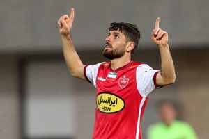 محمد عمری شیوه بازی خودش را تغییر داده است؟