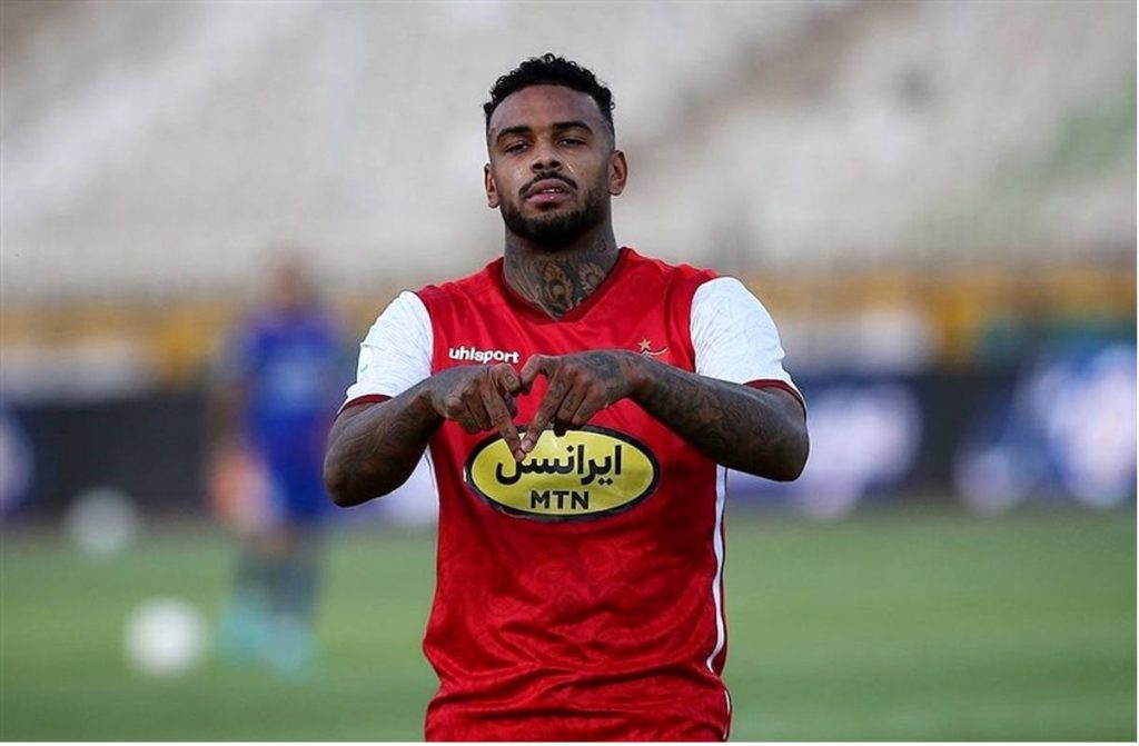 مهاجم سابق پرسپولیس در راه سری آ قرار دارد 2