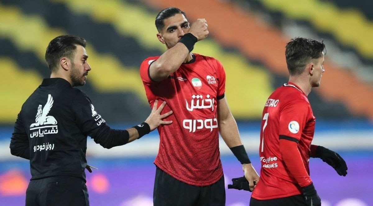 تمدید با آقای گل در دستور کا مدیران تراکتور1