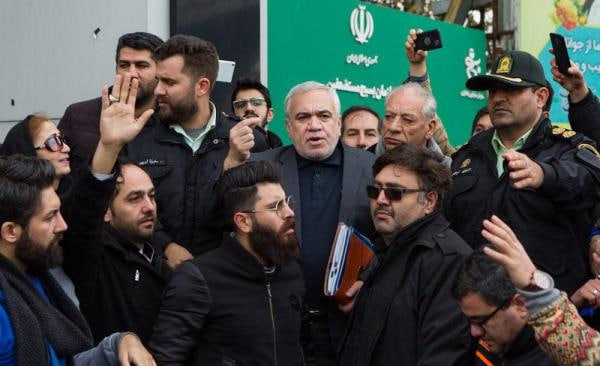 آخرین تلاش های حاجی فتح الله زاده برای حل مشکل مالی