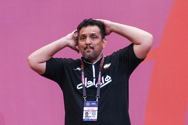 نقش نادرست سرمربی تیم ملی کشتی آزاد در رقابت های آسیایی1