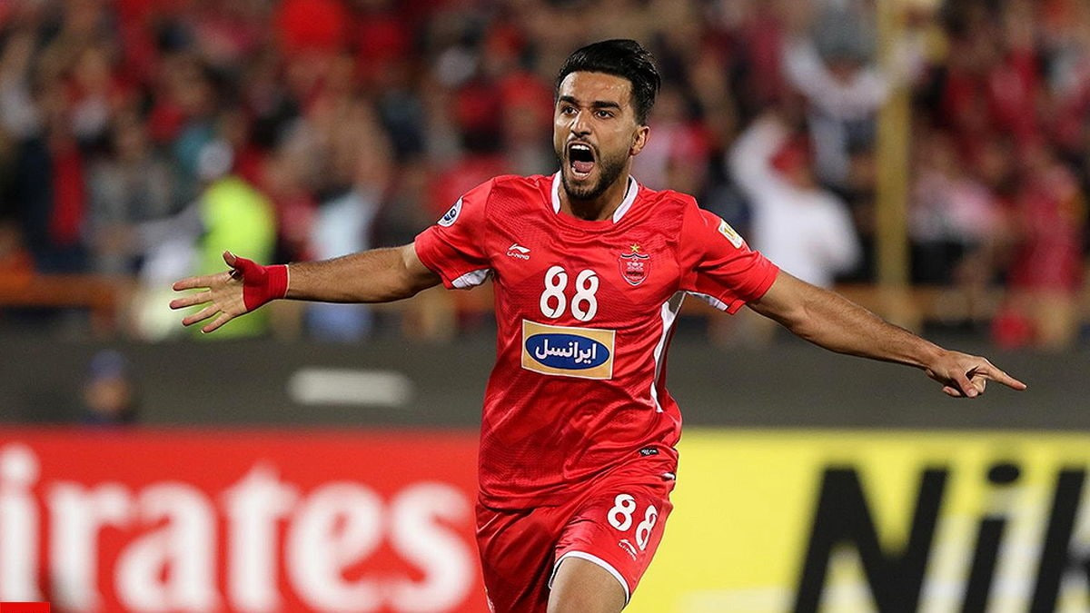 پیام سرمربی پرسپولیس برای هافبکی که از لیست خارج شد1