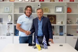 حجت کریمی اعلام کرد که ساپینتو پیش از ترک ایران تیم جدیدش را انتخاب کرده بود 2 حجت کریمی اعلام کرد که ساپینتو پیش از ترک ایران تیم جدیدش را انتخاب کرده بود1