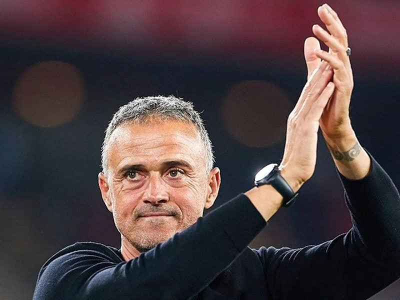 سرمربی اسپانیایی گزینه اصلی هدایت پاریس