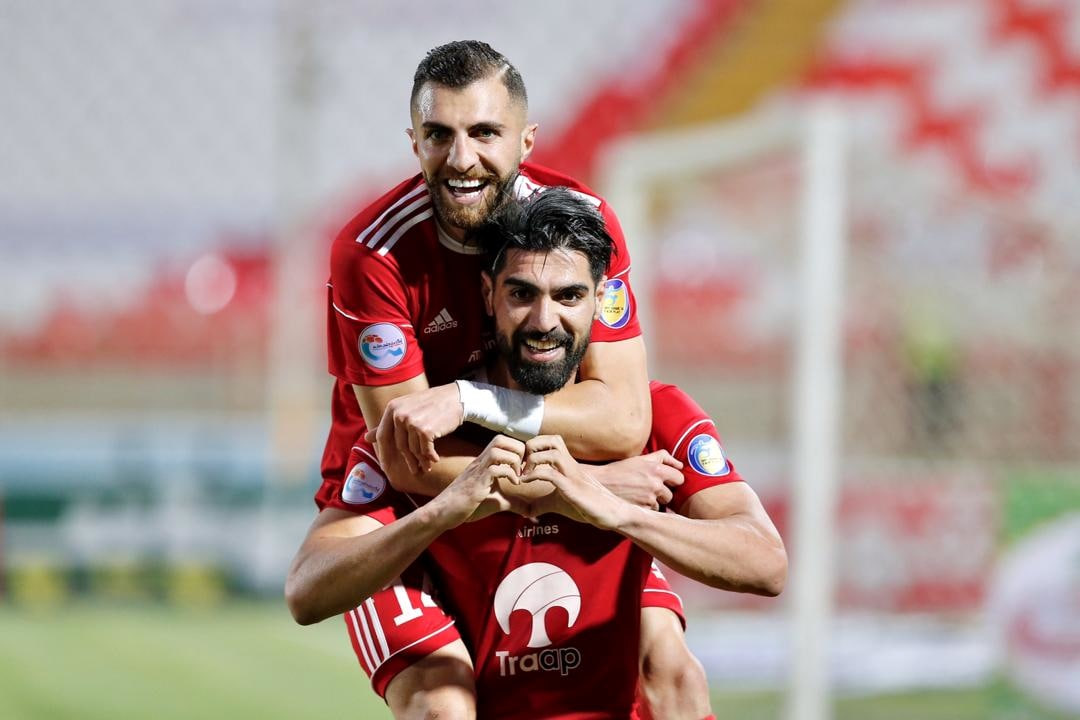 شرط اسدی برای آبی پوش شدن چیست ؟1