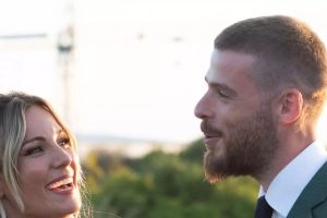 عروسی گلری که در اوج شرایط پیچیده و آینده‌ای نامعلوم برگزار شد2