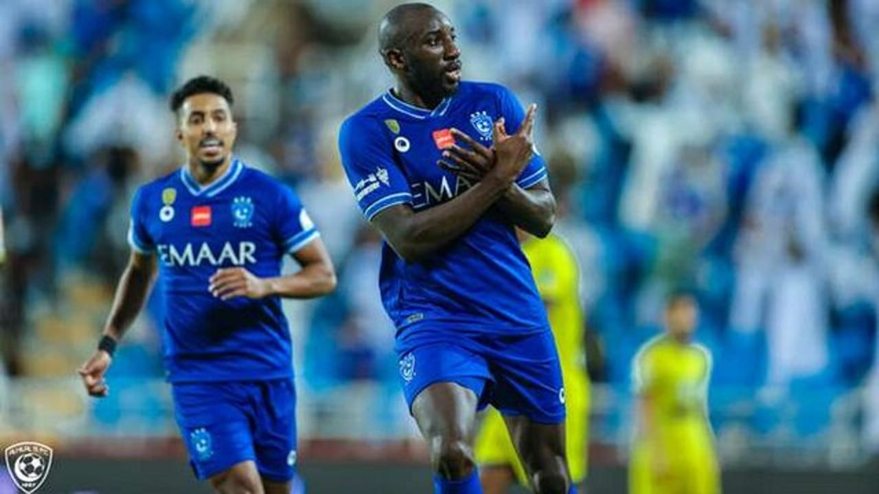 مهاجم سرشناس الهلال اخراج شد