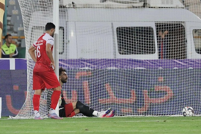 کامنت بیرانوند برای سروش و دخترش