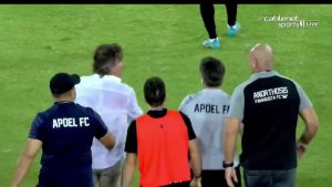 سرمربی سابق استقلال هنوز هم عصبانی می باشد 2 سرمربی سابق استقلال هنوز هم عصبانی می باشد2