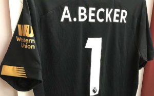 دروازه بان لیورپول تا پایان سال خانه نشین شد1