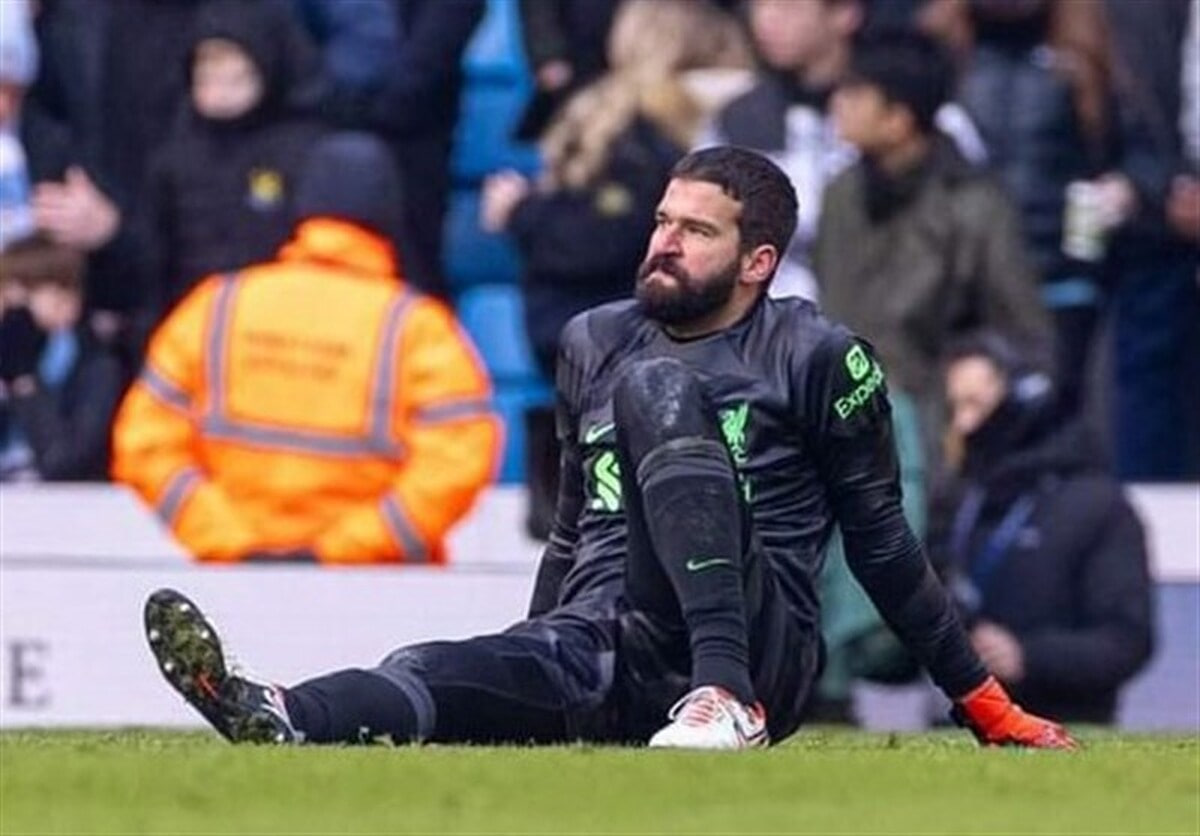 دروازه بان لیورپول تا پایان سال خانه نشین شد2