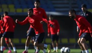 عصبانیت سرمربی پرسپولیس از راننده نابلد عربستانی 2 عصبانیت سرمربی پرسپولیس از راننده نابلد عربستانی