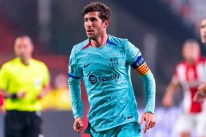 بارسلونا با اینکه حالش خوب نیست به عنوان تیم نخست صعود کرد1