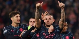 انتقال قرضی هافبک دفاعی سیتی به بارسلونا 1 انتقال قرضی هافبک دفاعی سیتی به بارسلونا2