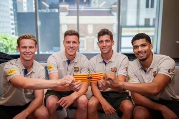 ضیافت شام کاپیتان های بارسلونا برای تغییر اوضاع تیم1