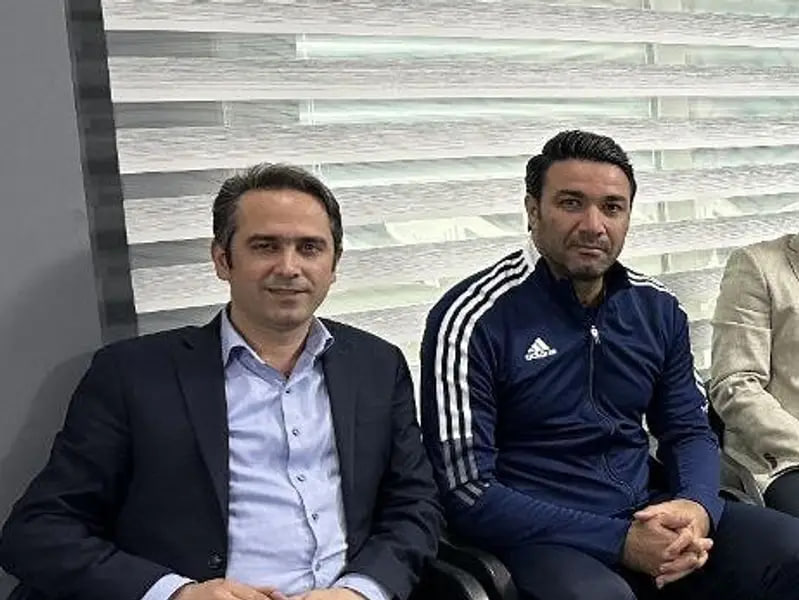 ازمیان مدیر عامل و سرمربی یک نفر خواهد رفت1