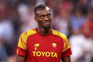 رقیب آزمون آماده بازگشت به میادین می باشد 2 رقیب آزمون آماده بازگشت به میادین می باشد