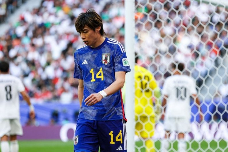 هافبک تیم ملی ژاپن نامش از فهرست این تیم برای بازی مقابل ایران خط خورد1