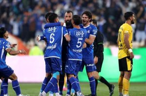 5 بازیکن استقلال کارت زرد دریافت کنند، دربی را از دست خواهند داد 1 5 بازیکن استقلال کارت زرد دریافت کنند، دربی را از دست خواهند داد2