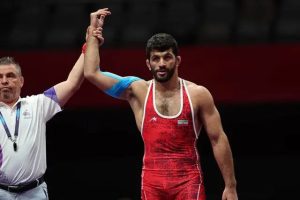 جایزه دلاری به برترین آزادکاران توسط اتحادیه جهانی کشتی