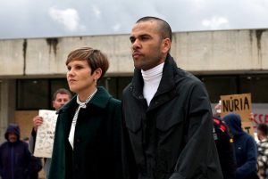 دنی آلوز پس از 14 ماه از زندان آزاد شد 1 دنی آلوز پس از 14 ماه از زندان آزاد شد