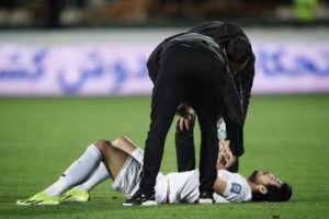 مصدومیت آزمون باعث محرومیت از 6 بازی بزرگ شد 1 مصدومیت آزمون باعث محرومیت از 6 بازی بزرگ شد2