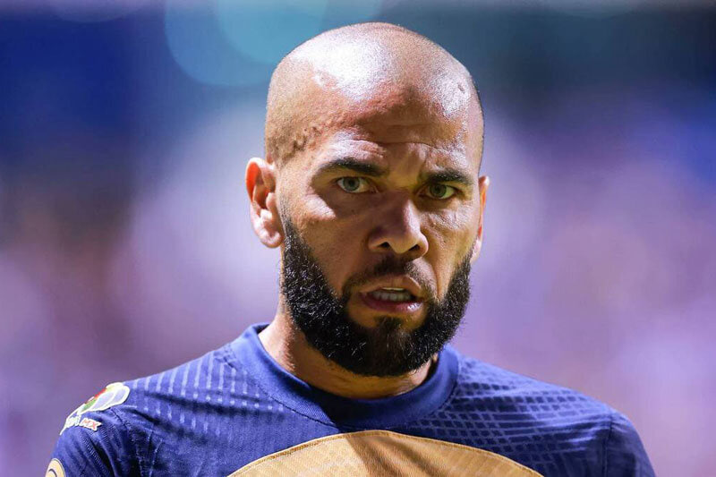 واکنش برادر دنی آلوز به خودکشی ستاره برزیلی در زندان