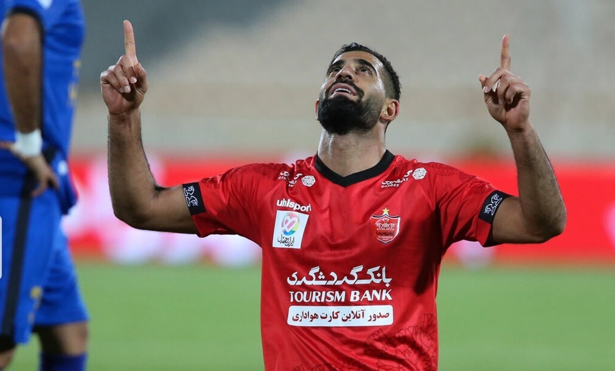 پیشنهاد وسوسه آمیز تیم لیگ برتری به مدافع پرسپولیس2