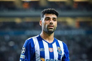 واکنش مدیر ورزشی باشگاه اینتر به هجمه هایی برای جذب بازیکنان آزاد 2 واکنش مدیر ورزشی باشگاه اینتر به هجمه هایی برای جذب بازیکنان آزاد11