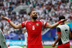 یزن العرب مدافع مورد نظر پرسپولیس به لیگ کره جنوبی پیوست 1 یزن العرب مدافع مورد نظر پرسپولیس به لیگ کره جنوبی پیوست2