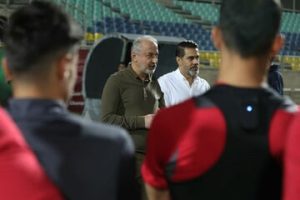 پرسپولیس قعرنشین مدعیان لیگ برتر می باشد 1 پرسپولیس قعرنشین مدعیان لیگ برتر می باشد1