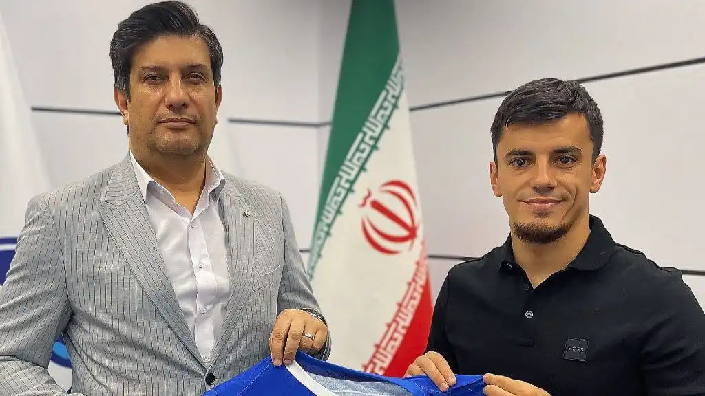 تصمیم سرمربی استقلال برای خروج وینگر بوسنیایی