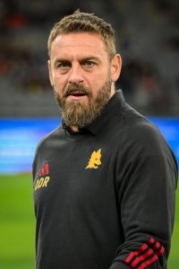 سرمربی رم برکنار شد