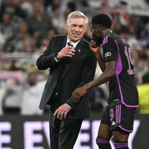 بارسلونا هم مثل رئال به جذب آلفونسو دیویس علاقمند شده است.