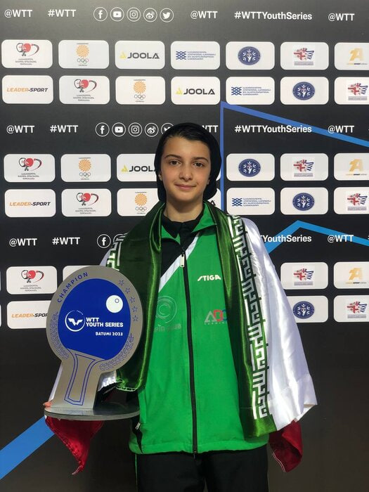 دختر نونهال ایرانی مجوز حضور رقابت های قهرمانی جهان را کسب کرد22