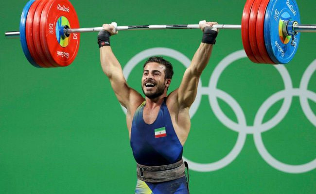 کیانوش رستمی با تغییر تابعیت به دنبال حضور در مسابقات جهانی وزنه برداری است