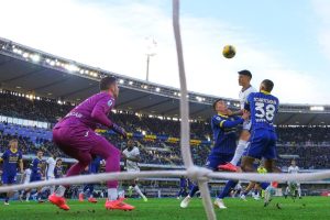 جایگاه طارمی به عنوان مهاجم سوم در اینتر به خطر افتاده است 1 جایگاه طارمی به عنوان مهاجم سوم در اینتر به خطر افتاده است1