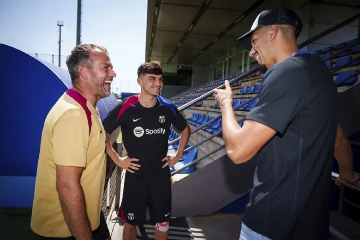 بارسلونا با دو بازیکن خود برای تمدید به توافق رسید